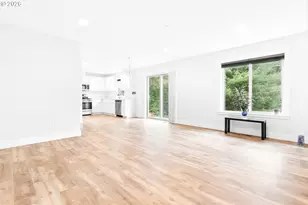 1463 SE Honeysuckle Loop, Warrenton, OR 97146 - Photo 6