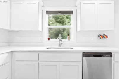 1463 SE Honeysuckle Loop, Warrenton, OR 97146 - Photo 14