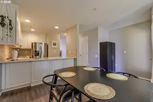 17505 SW Blanton St, Beaverton, OR 97078 - Photo 16