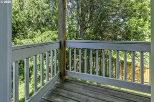 17505 SW Blanton St, Beaverton, OR 97078 - Photo 18