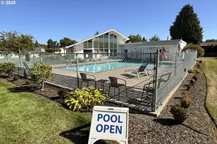 579 NE Fleming Ave, Gresham, OR 97030 - Photo 30