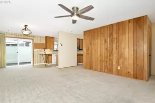 579 NE Fleming Ave, Gresham, OR 97030 - Photo 4