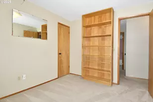 579 NE Fleming Ave, Gresham, OR 97030 - Photo 14