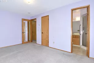 579 NE Fleming Ave, Gresham, OR 97030 - Photo 12