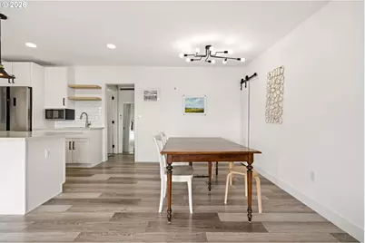 2102 NW Kelly Dr #17, Vancouver, WA 98665 - Photo 8