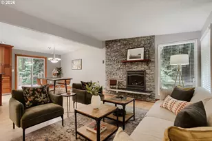 6149 SW Miles Ct, Portland, OR 97219 - Photo 12