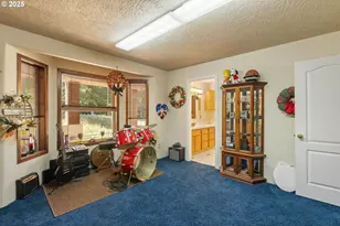 913 Starveout Creek Rd, Azalea, OR 97410 - Photo 18