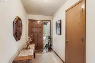 3004 NE 157th Ave, Portland, OR 97230 - Photo 4