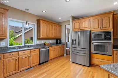 14827 SW 79th Ave, Tigard, OR 97224 - Photo 4