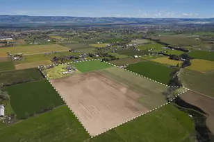 85598 Meissner Ln, Milton-Freewater, OR 97862 - Photo 2