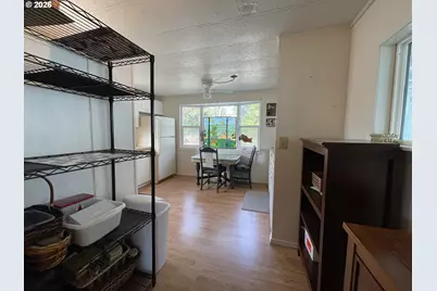 1699 27th St #5, Florence, OR 97439 - Photo 14