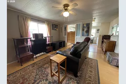 1699 27th St #5, Florence, OR 97439 - Photo 8