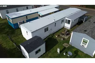 1699 27th St, Florence, OR 97439 - Photo 36