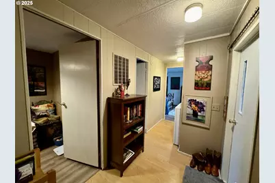 1699 27th St #5, Florence, OR 97439 - Photo 10