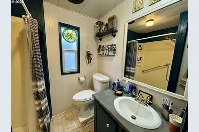 1699 27th St #5, Florence, OR 97439 - Photo 12