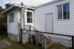 1699 27th St, Florence, OR 97439 - Photo 30