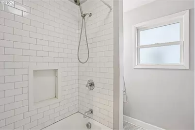 7921 NE Clackamas St, Portland, OR 97213 - Photo 22