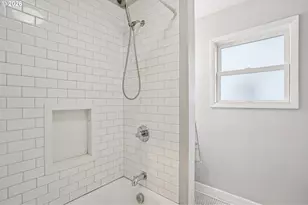 7921 NE Clackamas St, Portland, OR 97213 - Photo 22