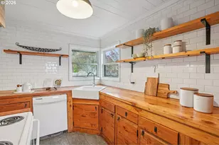 7921 NE Clackamas St, Portland, OR 97213 - Photo 10