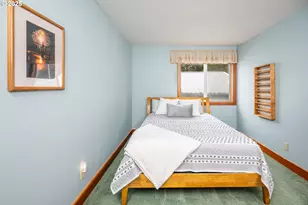 1055 NW Estate Dr, Seal Rock, OR 97376 - Photo 22
