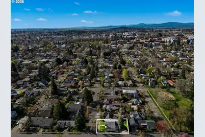 644 NW 14th St, Corvallis, OR 97330 - Photo 2