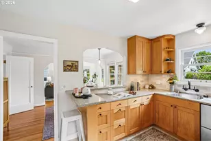 6343 NE Mallory Ave, Portland, OR 97211 - Photo 12