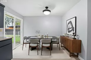 349 NE 18th St, Gresham, OR 97030 - Photo 8