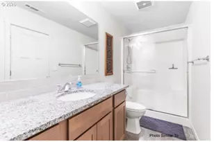 1051 NE 12th St, Hermiston, OR 97838 - Photo 2