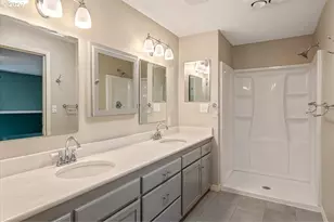 1590 Jamestown St, Salem, OR 97302 - Photo 40