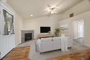 305 School Ave, Brownsville, OR 97327 - Photo 10