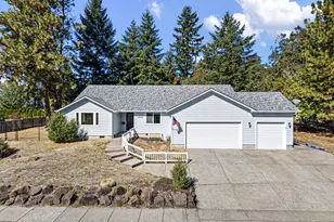 305 School Ave, Brownsville, OR 97327 - Photo 1