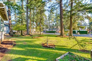 2223 SE 139th Ave, Portland, OR 97233 - Photo 36