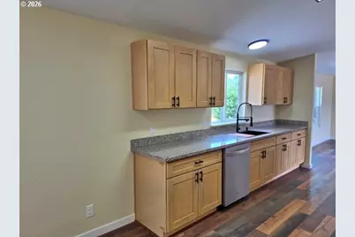 399 Serena Way, Roseburg, OR 97471 - Photo 18