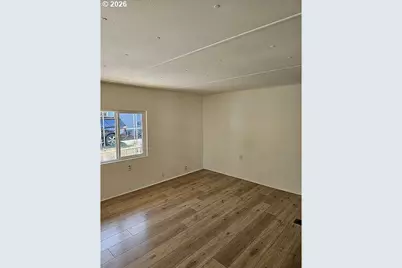21100 NE Sandy Blvd #32, Fairview, OR 97024 - Photo 8