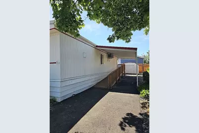 21100 NE Sandy Blvd #32, Fairview, OR 97024 - Photo 14