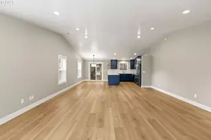 8000 NE 86th Ave, Vancouver, WA 98662 - Photo 8