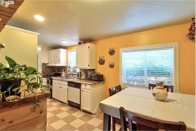 20140 NE Sandy Blvd #59, Fairview, OR 97024 - Photo 12