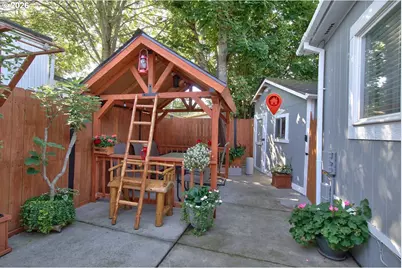 20140 NE Sandy Blvd #59, Fairview, OR 97024 - Photo 24