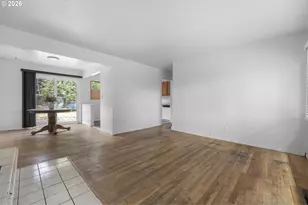 17937 SE Lincoln St, Portland, OR 97233 - Photo 4