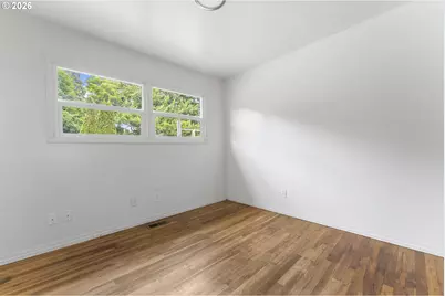 17937 SE Lincoln St, Portland, OR 97233 - Photo 14