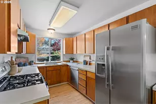 6021 SW 45th Ave, Portland, OR 97221 - Photo 12