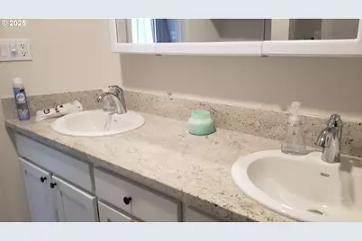 1026 SE 213th Ave, Gresham, OR 97030 - Photo 20