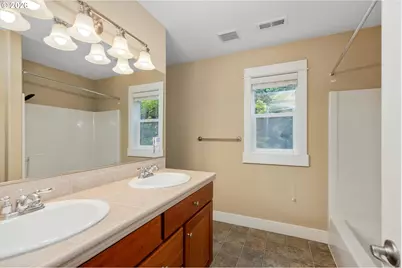 22623 SW Cowlitz Dr, Tualatin, OR 97062 - Photo 34