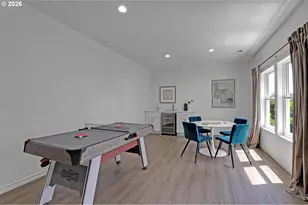 9428 NW Hopedale Ct, Portland, OR 97229 - Photo 32