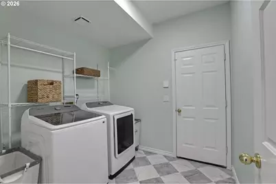 9428 NW Hopedale Ct, Portland, OR 97229 - Photo 20