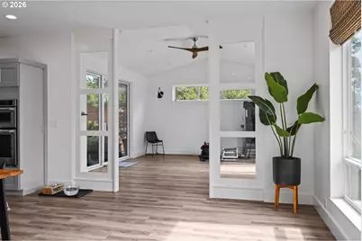 88060 Lake Point Dr, Florence, OR 97439 - Photo 22