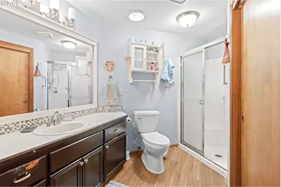 1415 Gilham Rd, Eugene, OR 97401 - Photo 20