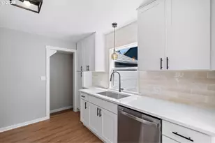 7776 SW 5th Ave., Portland, OR 97219 - Photo 14