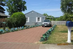 3704 E 14th St, Vancouver, WA 98661 - Photo 2