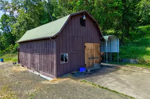 781 Black Oak Dr, Roseburg, OR 97471 - Photo 46
